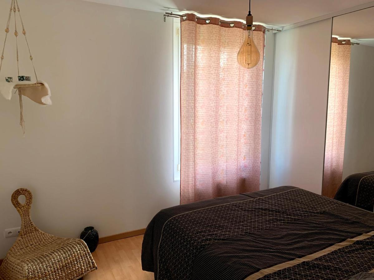Appartement Cosy A Quelques Minutes Du Centre شالو أو شُمْبانيِ المظهر الخارجي الصورة